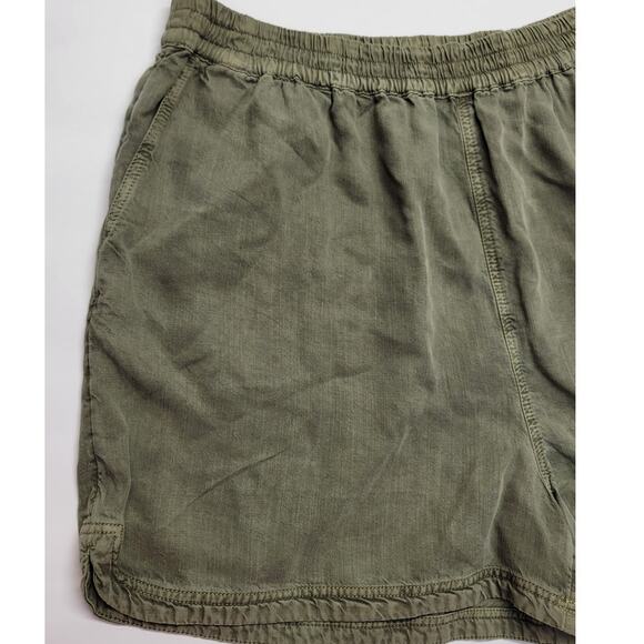 Treasure & Bond Elastic Pigment Washed Olive Lyocell Shorts Size Large - Picture 5 of 6